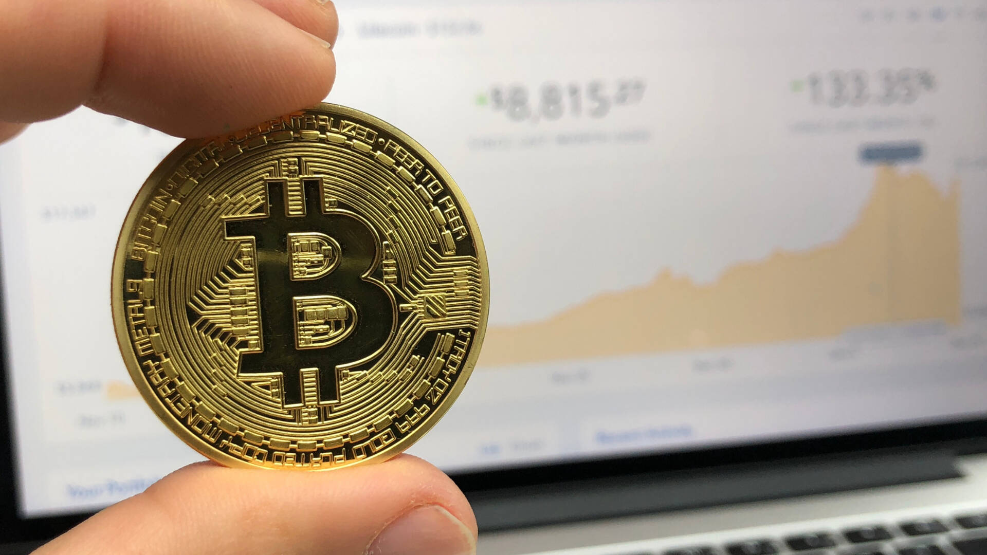 Bitcoin Price Sluggish as Fed Signals Multiple Rate Hikes for 2022